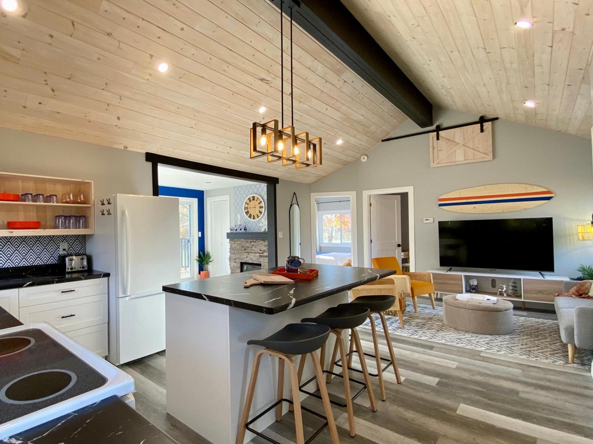 Creekside Cottage - Kayak, Sup, Fishing, Game Room, Steps To The Beach Kingsville Exterior foto